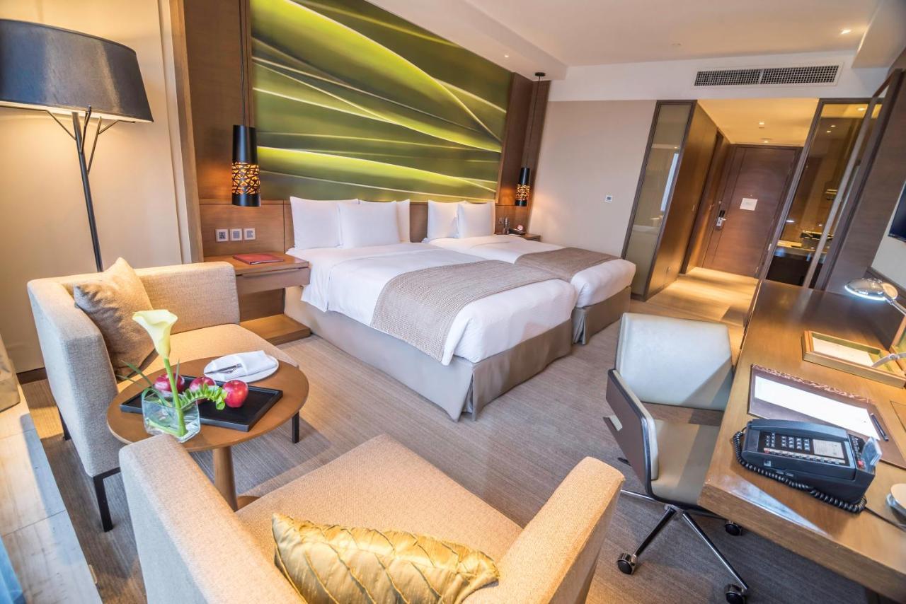 Готель Marco Polo Ortigas Manila Pasig City Екстер'єр фото